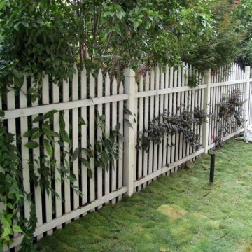 small grden fence