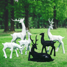 Abstract resin deer sculpture for Christmas day decoration