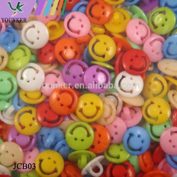 Multicolor and round smile face shape plastic resin sewing buttons for shirt and other clothes