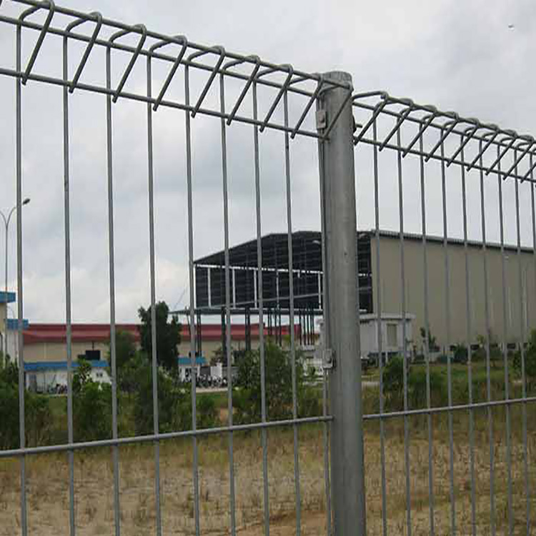 Roll top security fencing