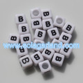 4x7mm Acrilico Singolo Alfabeto Lettera Cubo Quadrato Perline AZ