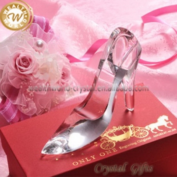 Alibaba china Cheapest crystal shoes for wedding decoration