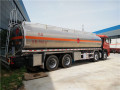 Camions-citernes de transport de pétrole 8000 gallons 8x4