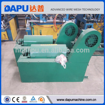 Automatic straightened wire rod making machine