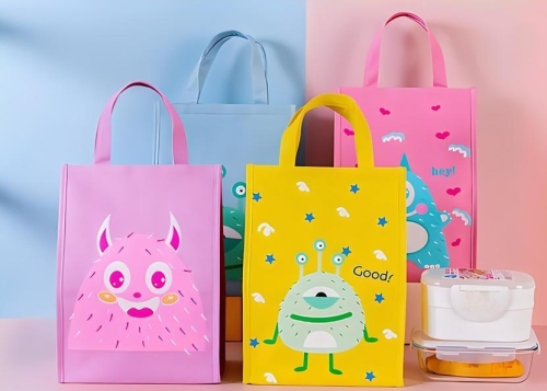 Waterproof Cartoon Laminated lunch bag