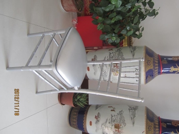 Professional Produce Wood Tiffany Chair