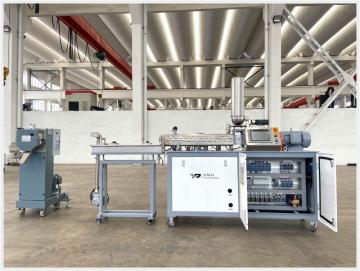 Color Masterbatch Polymer Compound Twin Screw Compounding Extruder