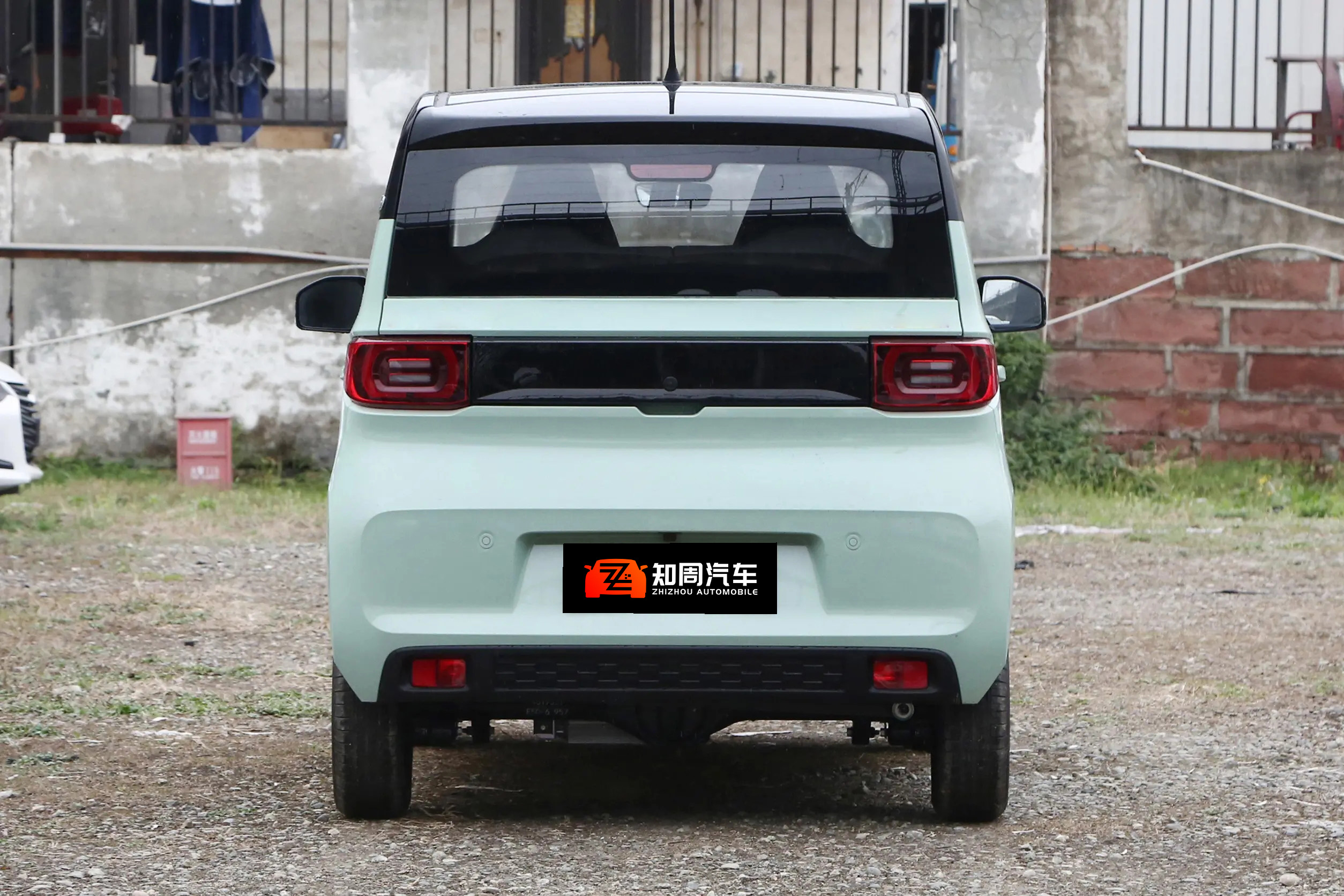 Hongguang Mini small EV 2022 three-door four-seat factory sale price