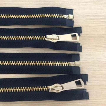 Continuous unique golden metal zippers for coat