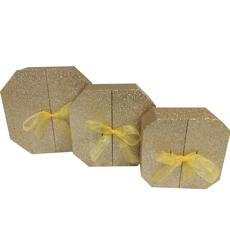 Luxury paper packaging for cosmetics Luxury paper packaging for cosmetics