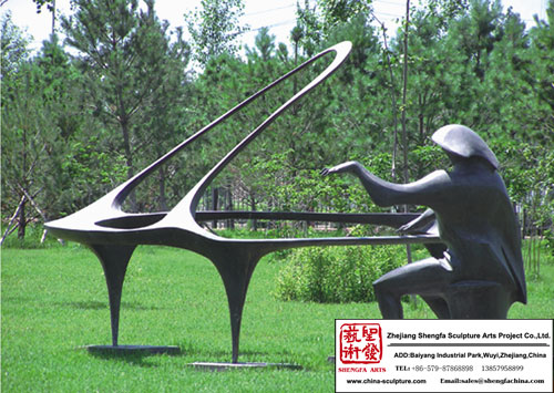 Pianista escultura en bronce