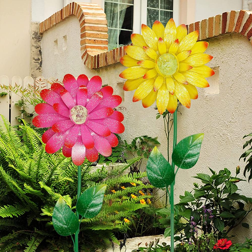 Fillando la testa di girasoli da esterno in metallo