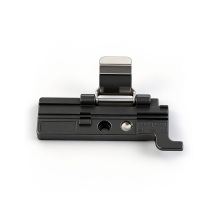 Optical fiber cleaver clamp