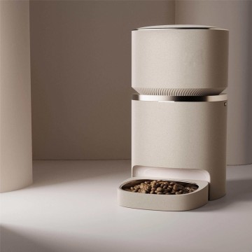 Pet feeding machine injection mold product