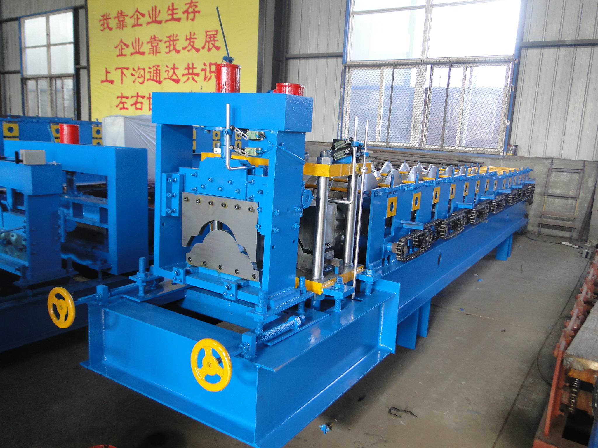 Metal Roof Ridge Forming Machine Galvanized Metal Ridge Roll Forming Machine