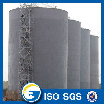 Flat bottom steel silo