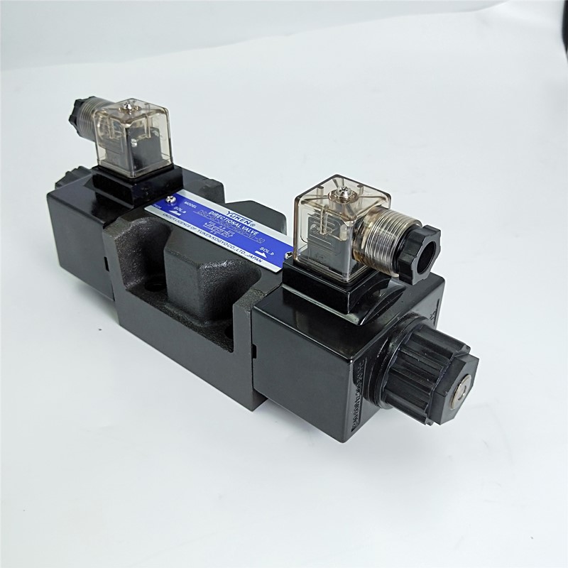 factory direct sale YUKEN DSG-03 series DSG-03-3C60-R220-N1-50 solenoid directional valve