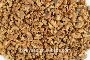 Roasted walnut kernels