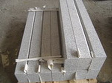 kerbstone, curbstone, border stone