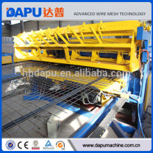 Welded mesh fence making machine
