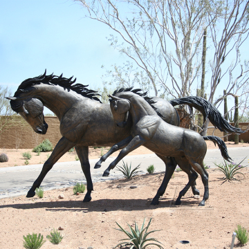 Classic designs ornaments antique iron bronze horse statues