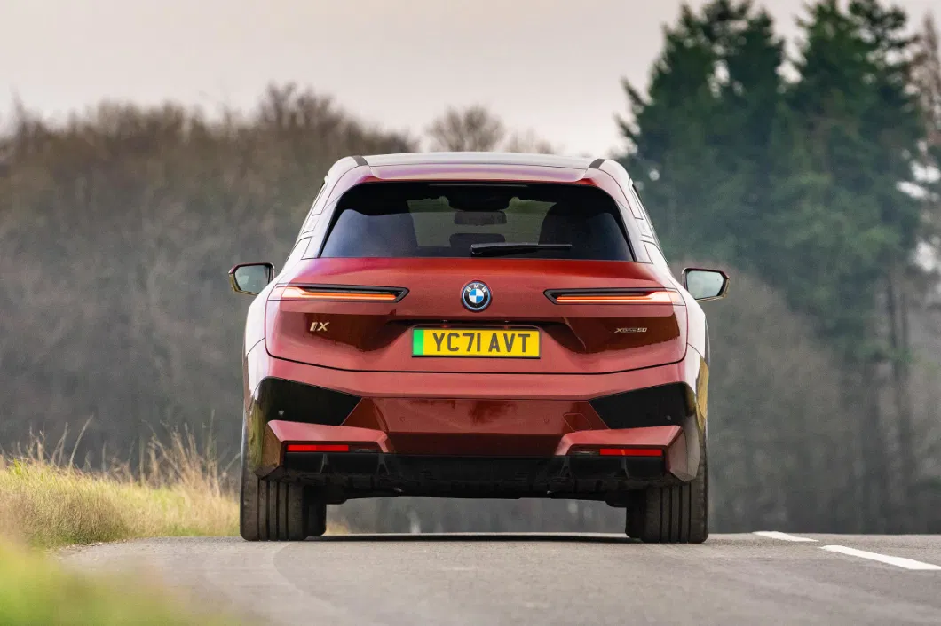 Bavarianmotorwork IX Hot Sale 566km Pure Electric Car Medium Large SUV New Energy Vehicles 4WD High Performance Max Speed 250km
