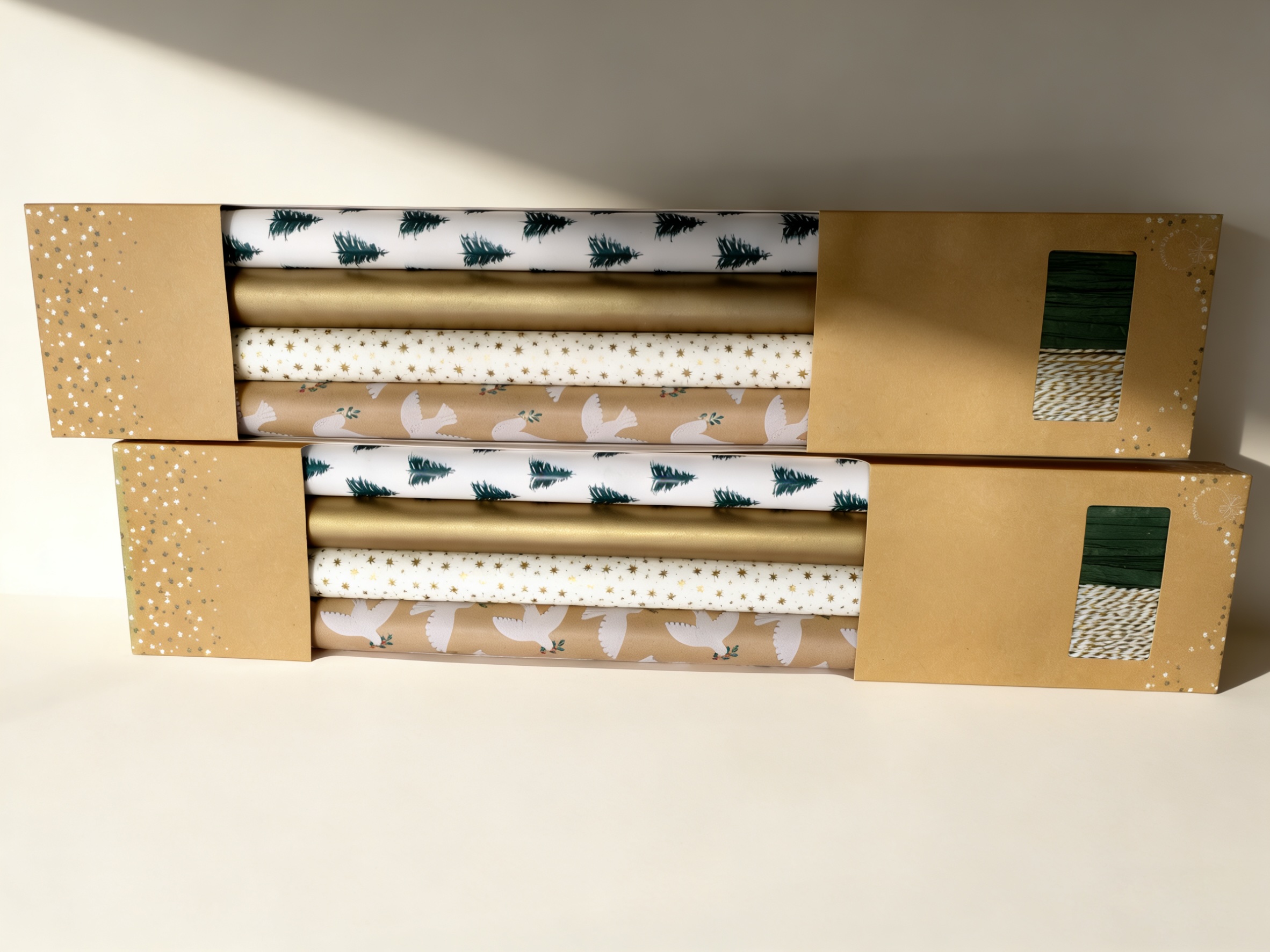 Hârtie de ambalaj minimalistă elegantă pentru cadou