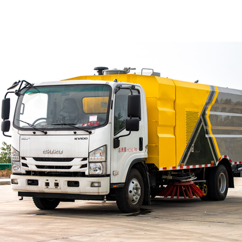 Isuzu Kv100 Washing And Sweeping Car