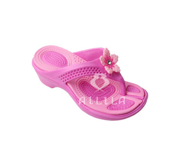 Stylish girls high heel flip flops