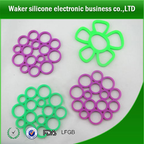 Hot selling of circle shape and flower shape heat-proof mat,table mat , placemat,silicone cup mat