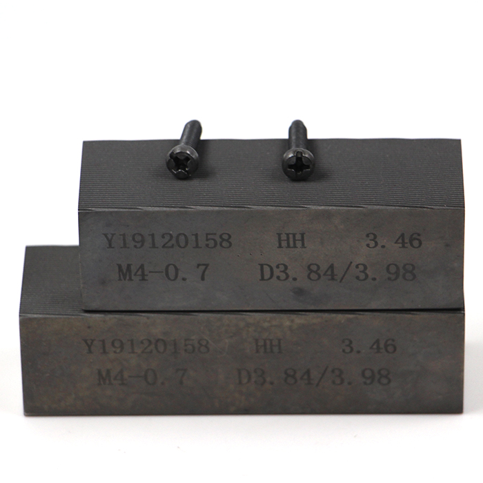Matrix Hardness  DC53+N Double Side Thread Rolling Machine Screw The Thread Rolling Dies