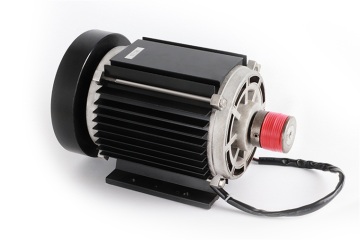 Variable speed ac motor for commercial treadmill