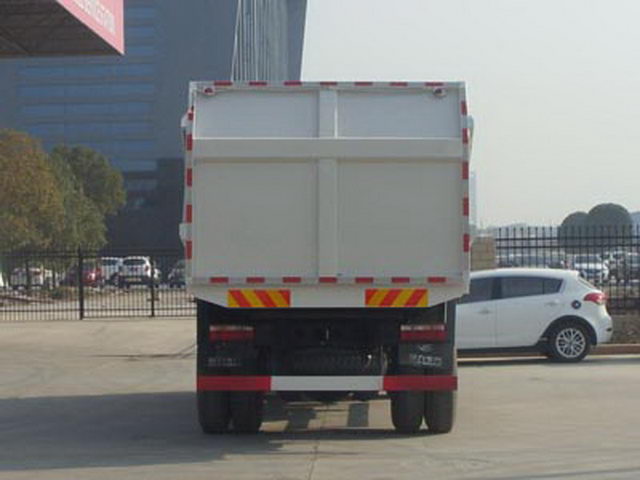 DONGFENG 17CBM Dump القمامة شاحنة