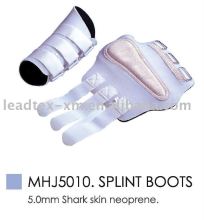 Horse splint boots
