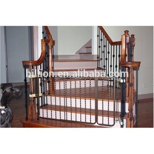 2015 June Wrought Iron Decorative Pet Gate