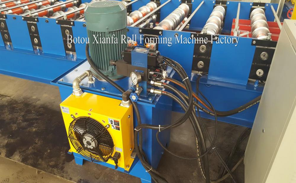 Hydraulic motor drive Roof Trapezoidal Roll Forming Machine