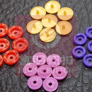 Snaps and snap fasteners