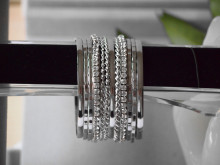 Fashion Bangle with Texture and Chain Rhinestones