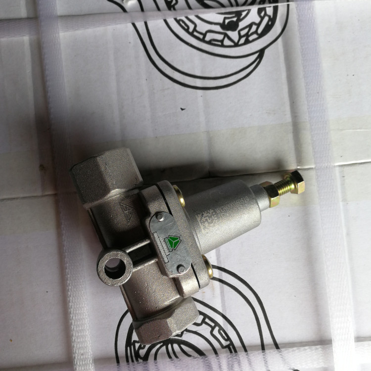 Howo Truck Relief Valve Jpg