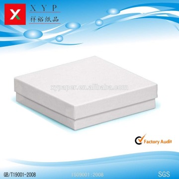 White Paper Gift Boxes