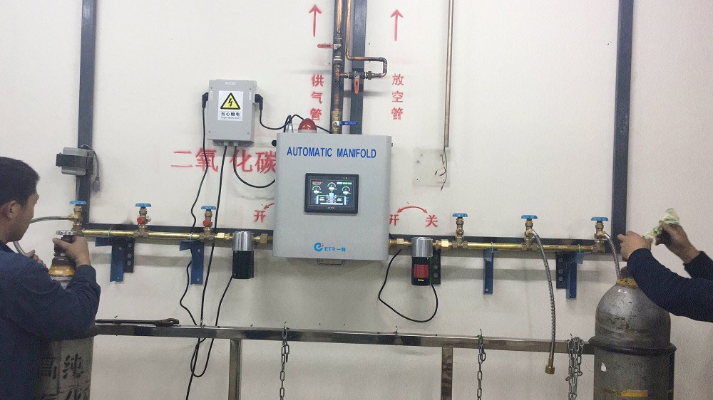 Digital CO2 Автоматический цилиндровый коллектор с ЖК -экраном