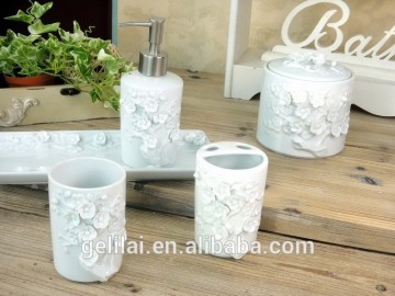 High Quality Ceramic Complete Bathroom Set