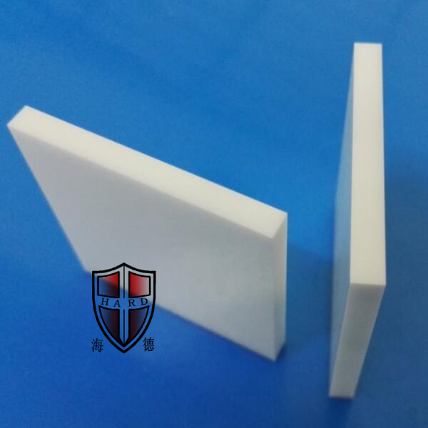 Placa de circonio zirconia. Bloque laminado. Partes industriales.