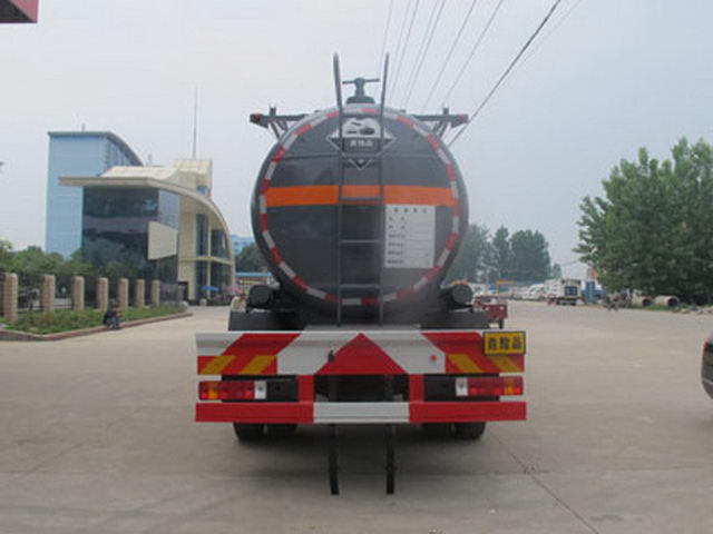 FAW Tri-axle 16000Litres Chemical Liquid Transport Transporter