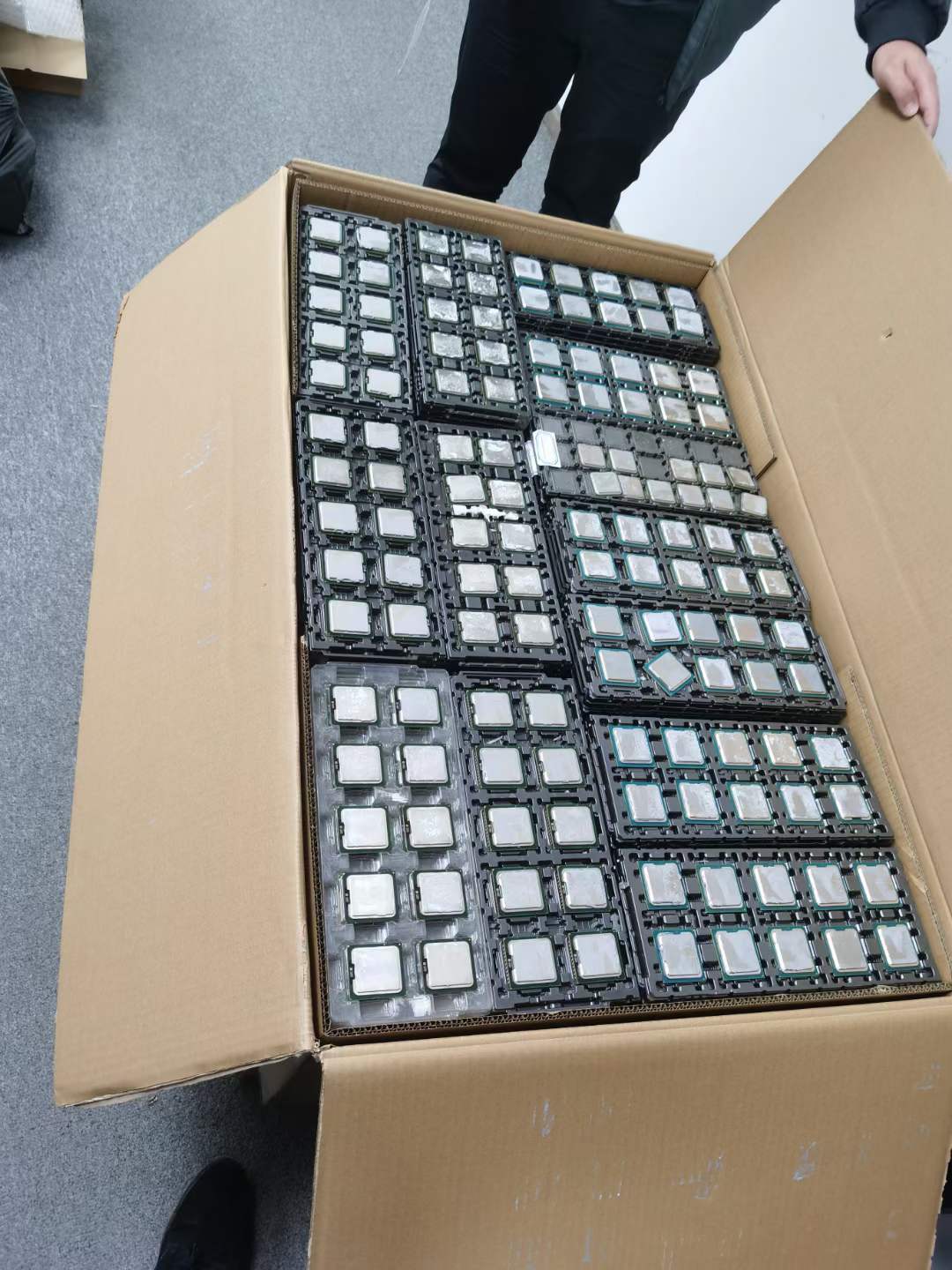 SRF9P Xeon 28-core Platinum 8280 2.7ghz 39mb Cache 10.4gt/s CPU