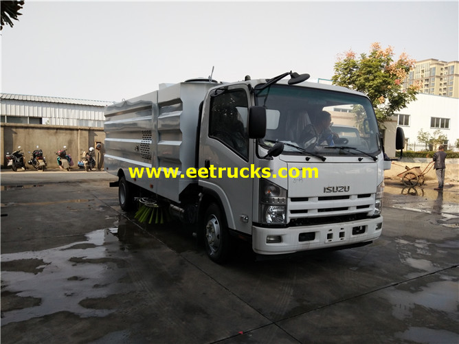 ISUZU 8000L Airport Runway Sweeper Trucks