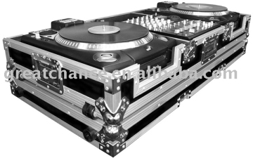 DJ COFFIN FOR 2 NUMARK CDX OR HDX TURNTABLES, AND 12" MIXER WITH LOW PROFILE WHEELS