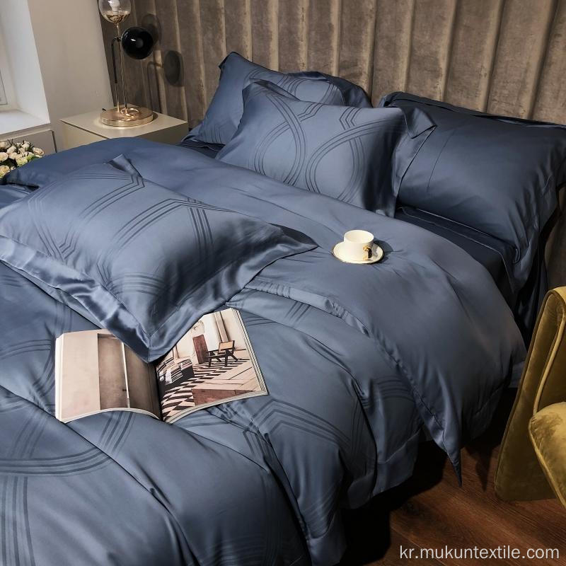 홈 텍스타일을위한 침대 시트가있는 순수한 컬러 침구