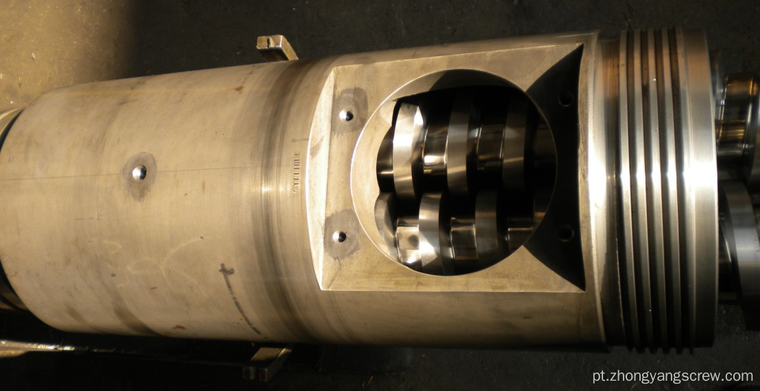 Parafuso duplo cônico CM65 e cilindro