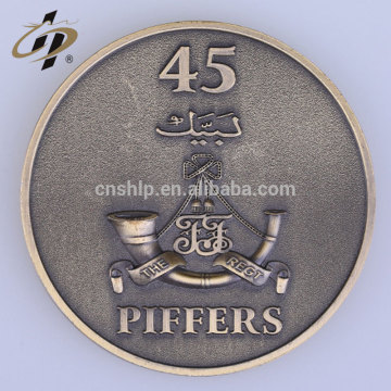Free sample 76mm alloy bronze custom souvenir euro coin holder